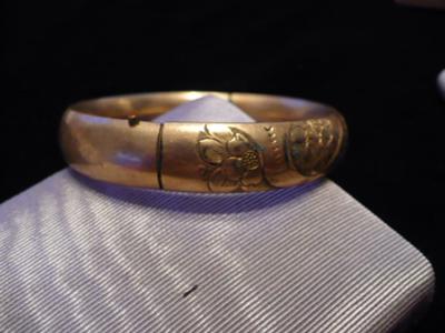  - gold-bracelet-stamped-ross-b-120-21560334