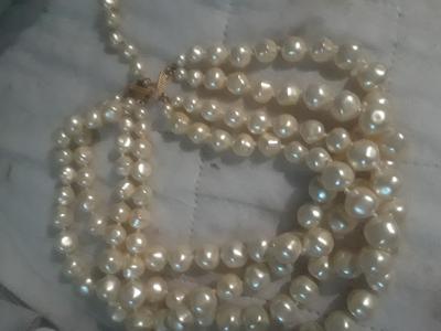 Marvella pearl necklace