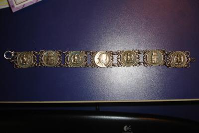 Bracelet
