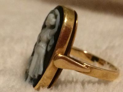 Cameo Girl Dancing angle of ring