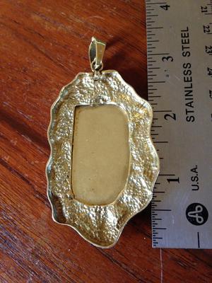 back of pendant