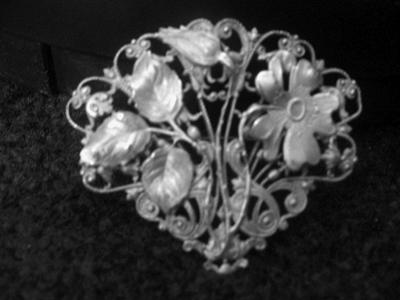 It's all-time, all-around, greatest and loveliest brooch I've ever seen. AND IT'S MINE!