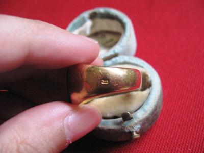 'h' on the outer of the ring 'h' on the outer of the ring